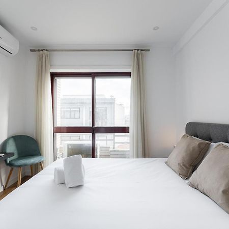 Ferienwohnung Guestready - White Stripes Near Casa Da Musica Porto Exterior foto